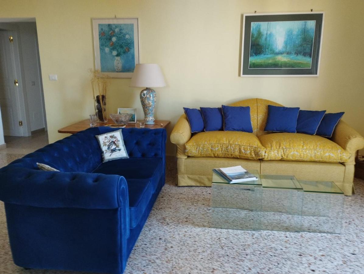 Villa L'Ulivina Sorrento Eksteriør billede